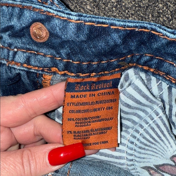 Rock Revival jeans - Picture 7 of 8